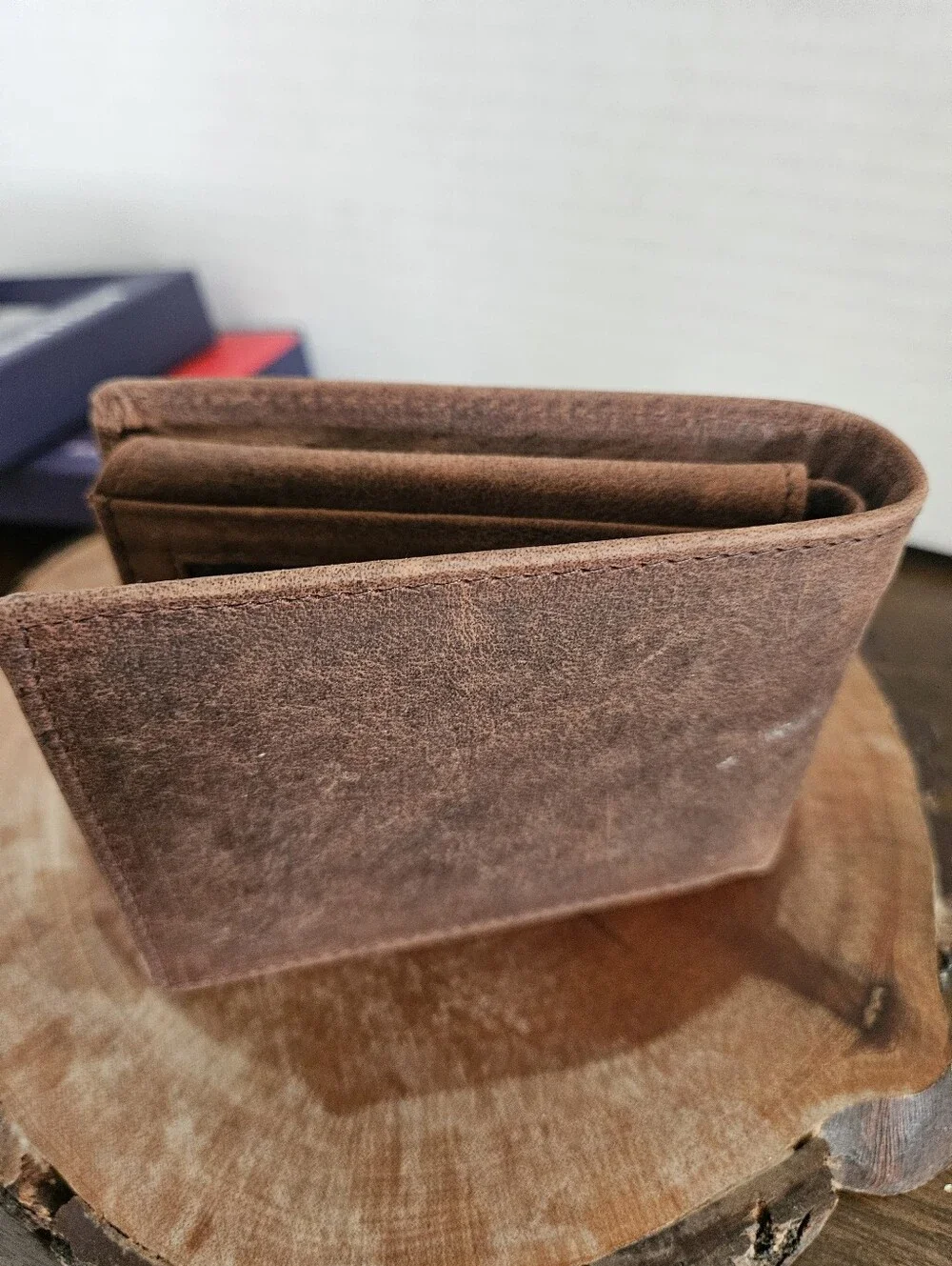 Genuine Cow Leather Bifold Wallet RFID Blocking Brown Embossed Eagle Head
